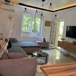 Marella Bacvice Apartment *